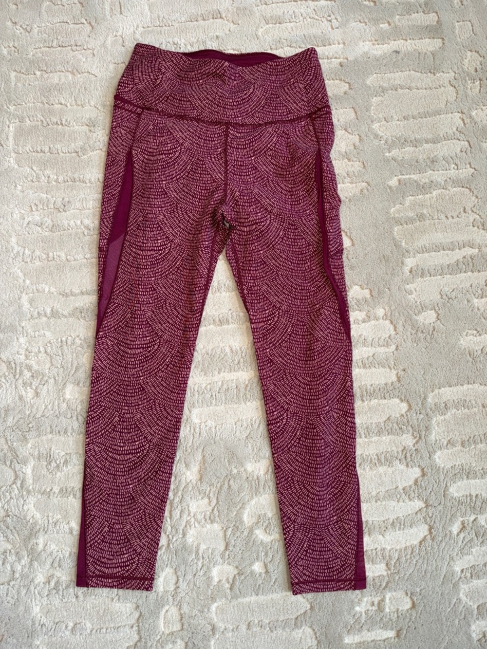 Calia Women’s Inspire High-Rise 7/8 Burgundy Patterned Leggings M worn once
